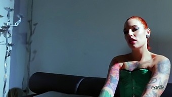 Silvia Rubi Teaches Melissa Bdsm Techniques And Foot Worship
