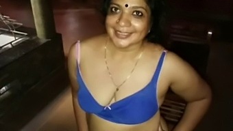 Desi Housewife Enjoys A Massage And A Surprise