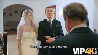 Hd Video Zapeljive Rjavolaske Najstnice V Poročni Obleki In Tančici, Ki Se Ujame V Dejanje