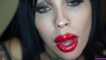 Beautiful Latina Street Girl Gets Fucked Without A Condom In This Reality Porn Video.
